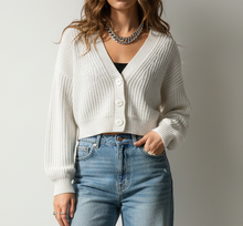 Load image into Gallery viewer, Cropped Chunky Knit Cardigan
