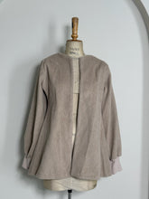 Load image into Gallery viewer, Oatmeal Open-Front Flared Jacket
