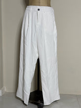 Load image into Gallery viewer, White High-Waist Pleated Wide-Leg Trousers
